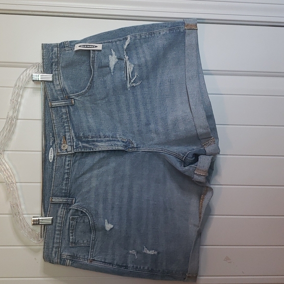 Old Navy boyfriend mid rise short BNWT - Picture 2 of 2